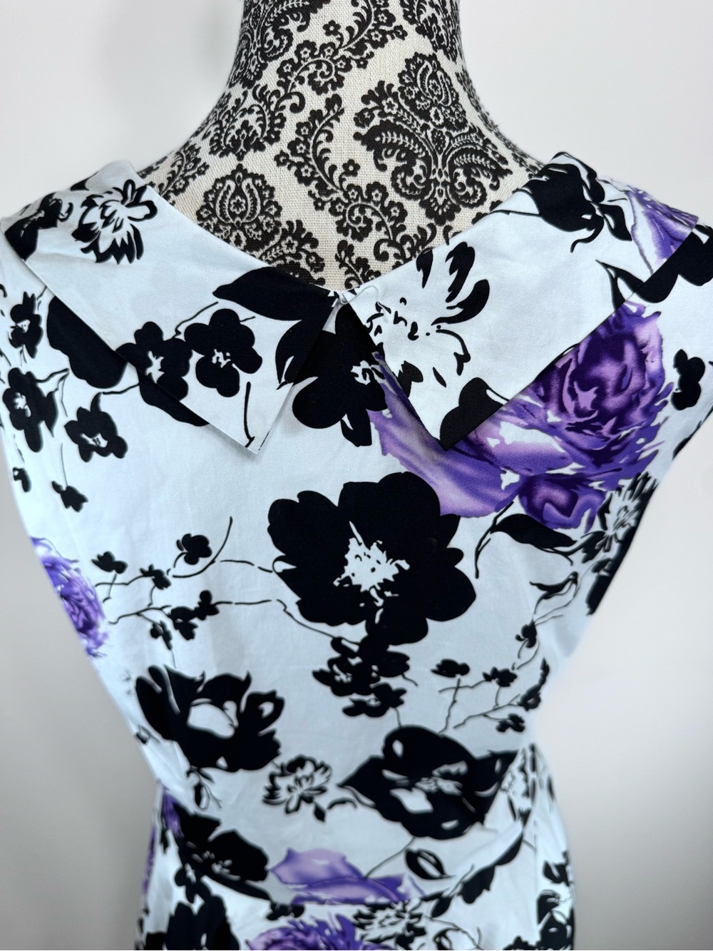 Blackbutterfly Vintage-Inspired Purple and Black Floral Fit & Flare Pinup Dress - Picture 4 of 9